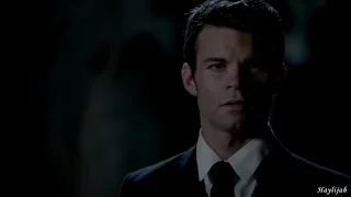 The Originals 1x01 Elijah meets Hayley for the first time