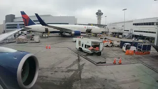 Delta A220-100 - 4K Pushback, Taxi, and Takeoff from LAX flight to SF - W/ ATC GoPro Hero 9