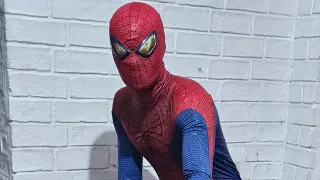 Unboxing del traje réplica de The amazing spider-man de Bryan Alzate 🕸🤟😃