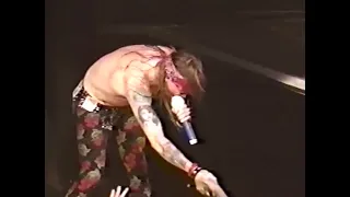 Guns N' Roses - Welcome To The Jungle - Live St. Louis 1991