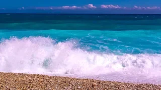 Calming Ocean Sounds to Brighten your Day - Relaxing Waves from Barahona