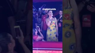 Ivete Sangalo canta Revoltada no fortal