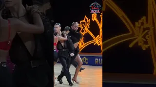 Столкновения на паркете бывают разными🤪🔥 #ballroomdance #ballroomdancevideos #бальныетанцы