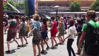 Shake your tailfeather - Flashmob@Southbank Melbourne