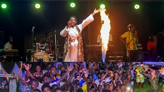 Fire Falls 🔥 Odehyieba Priscilla worships with Suaman Dadieso | Freddyfest Gospel Rock Show