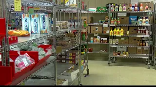 'Food banks across US struggling to feed hungry amid surging prices