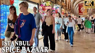 Exploring Istanbul's Vibrant Spice Bazaar and City Center (4K)