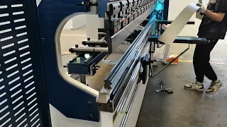 CNCColgar 110T 3200 CT8 3+1 axis Press brake test