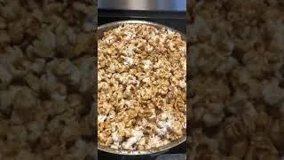 Easy caramel popcorn
