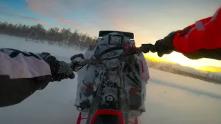 2019 Axys 850 / Snowmobile powder ripping