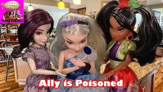 Ally is Poisoned - Part 5 - Whodunnit Island Mystery Descendants Disney