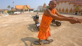 Welcomed by Monks in the Most Remote part of Thailand 🇹🇭