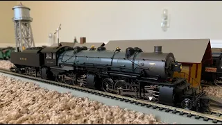 MTH HO model of unique steam locomotive 2-8-8-8-2 Triplex of Erie railroad