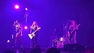 Thundermother - Try with Love - San Antonio - Freeman Coliseum - 24 September 22