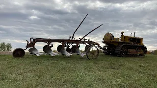 Can a Caterpillar D2 Pull a Plow Bigger Than Itself? Minneapolis-Moline 4 Bottom 16" Plow Setup