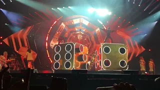 Katy Perry - Roulette (live at Witness the Tour in São Paulo)