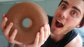 DIY GIANT CHOCOLATE DOUGHNUT