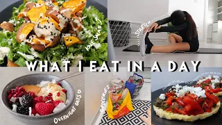 What I Eat In A Day | Overnight Oats, Groceries, Go To Kale Salad +more! | (vlog style)