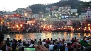Ganga Aarti at Har ki pauri Haridwar Day 2 part 2