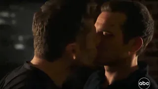 Buck & Tommy - Kiss Scene [911 Season 7]