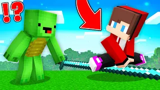 JJ vs Mikey's LONGEST DIAMOND SWORD in Minecraft! - Maizen
