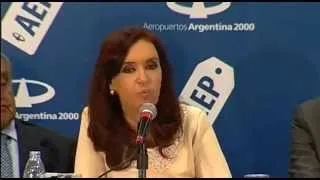 Cristina Fernández de Kirchner: "La clase media baja puede acceder a un pasaje de avión"