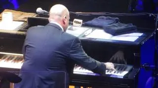 Billy Joel - Dont Ask Me Why (middle piano solo) - Brooklyn NYE 13-14