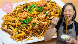 These Mee Goreng Noodles Feed a Family for 10 dollars! - CHEAP Eats