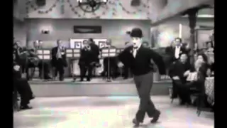 Charlie Chaplin, Modern Times (1936), Chaplin sings, humorinhistory.com