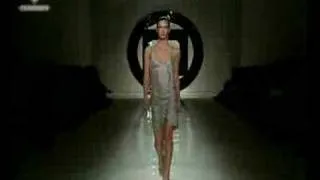 Fashion TV | FTV.com  - MODELS DIANA DONDOE - FIRST FACE LONDON...