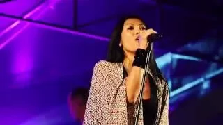 Medley d'Anggun à Pont à Mousson