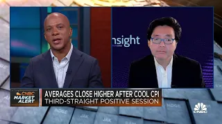 For credibility sake the Fed has to follow through with the July hike, says Fundstrat's Tom Lee