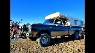 Alaskan Camper Raising the top on my 1974 Alaskan