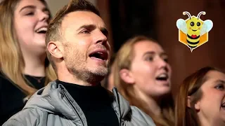 When Take That surprise Manchester Survivors Choir 🐝