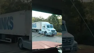 Carreta Armazém Forte da Brinks na Prologis Pernambucanas