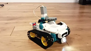 Tank. LEGO Mindstorms 51515 + Technic 42095
