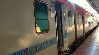 Santragachi (SRC) - Chennai Central (MAS) | 22807 UP AC Express | BI-WEEKLY(Tue & Fri) #youtubevideo