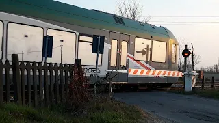 Passaggio a livello Cava Carbonara (I)//Railroad crossing//Bahnübergang