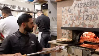 NAPLES - Enter the Pizzeria of one of the most famous pizza makers in the world 🇮🇹 Enzo Coccia