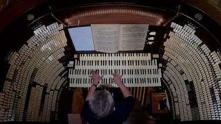 "Spooktacular" music on the largest pipe organ in the world!