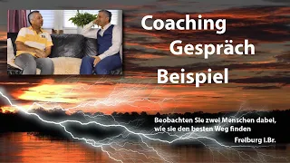 Ein Coaching Gespräch Beispiel aus Freiburg i.Br.: Beobachten Sie zwei Menschen dabei, wie sie...