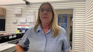 Indoctrinated Postal Employee Says, “It Is Illegal To Record Inside Post Office”-1st Amendment Audit