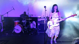 Khruangbin - "Dern Kala"  (Singapore)