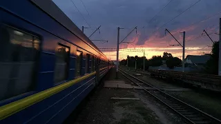 Прибытие на закате 🌇 Поезд №86 Львов - Новоалексеевка | Прибытие на станцию Белая церковь