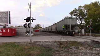 Clinton Street Railroad Crossing - CSX 4071 Shove-move in Frankfort, Indiana