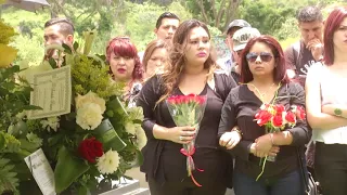 Familiares y amigos se despiden de Jocelyn Abarca @SilviaHdezTCS