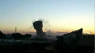 DEMOLITION OF WATER TOWER AT MILL WAY SITTINGBOURNE 9TH SEPTEMBER 2012