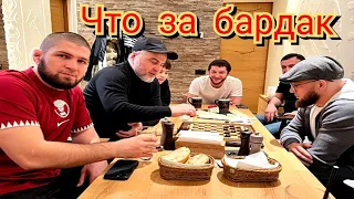 Хабиб бардак на сборах: Тагир злит Ислама Махачева - в номерах несут яйца Шара высиживает цыплят 🤔