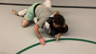 Technique of the Week - How Charles Oliveira passed Tony Ferguson's guard at UFC 256.