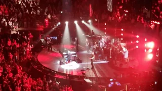 Billy Joel and Kevin Bacon - You May Be Right - Madison Square Garden - 29/08/2023